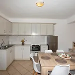 Apartament Sunset 7.59 *